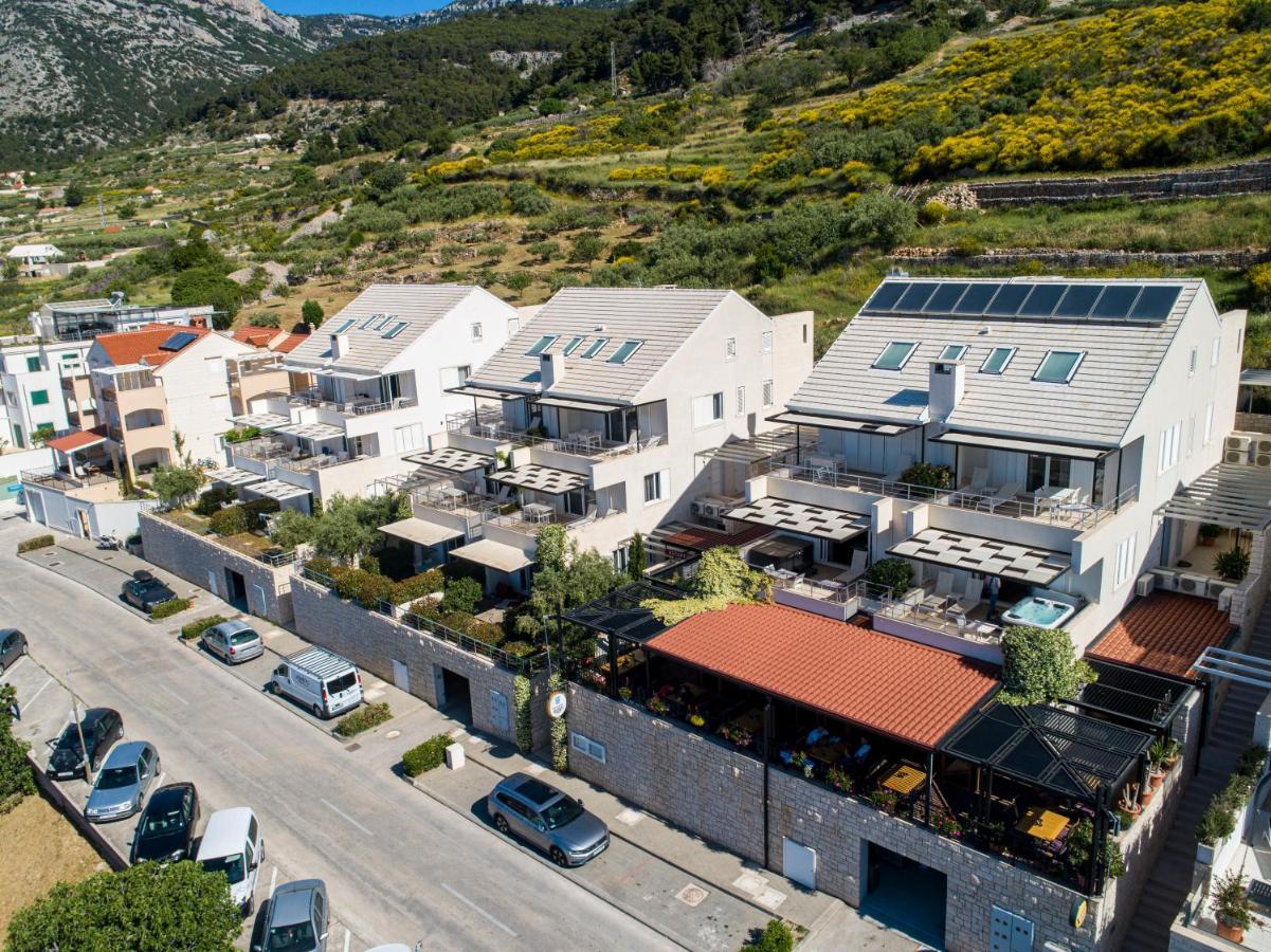 Apartments Villa Azzurra Bol Buitenkant foto