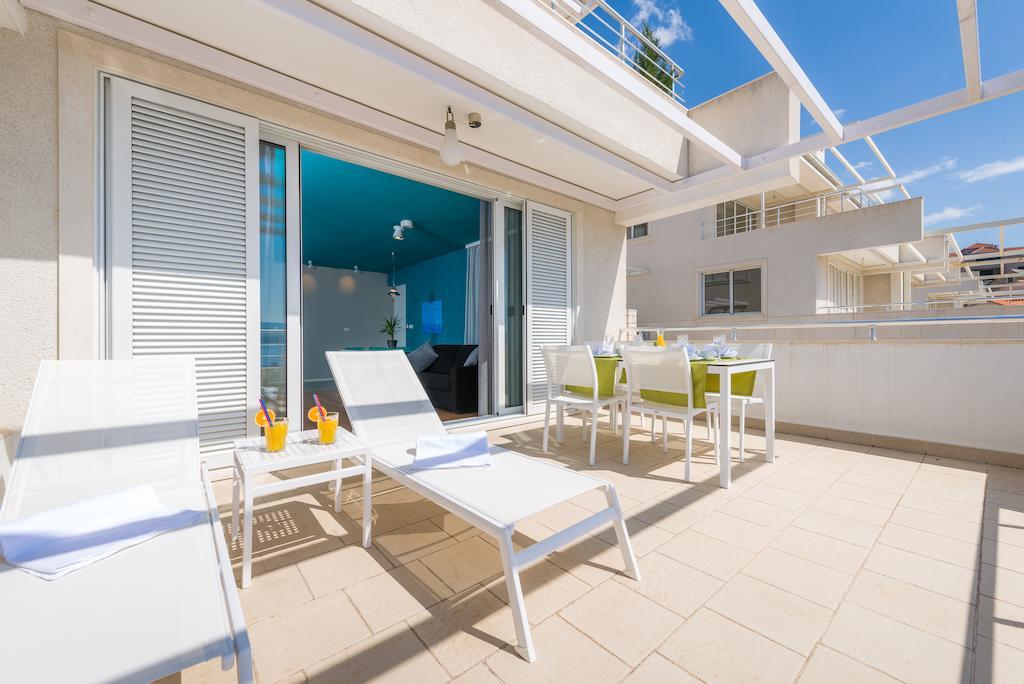 Apartments Villa Azzurra Bol Kamer foto