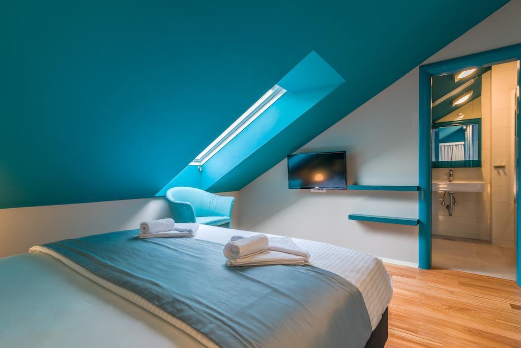 Apartments Villa Azzurra Bol Kamer foto